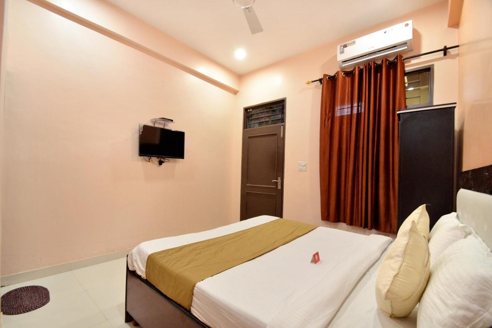Hotel O Galaxy Nayagaon Extérieur photo